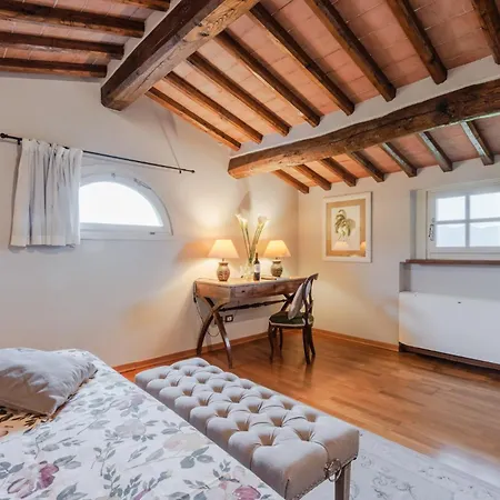 Cicale 3 Bedrooms With Shared Pool Βίλα