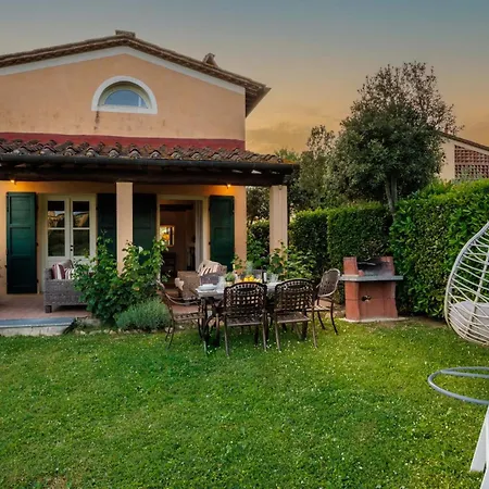 Cicale 3 Bedrooms With Shared Pool * Λούκα