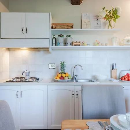 Cicale 3 Bedrooms With Shared Pool