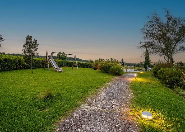 Cicale 3 Bedrooms With Shared Pool